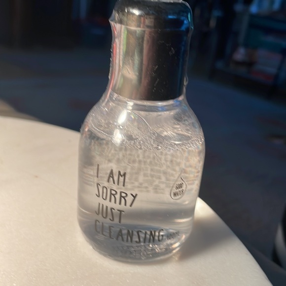 Micellar Water Purifying Cleansing water 100ml Fl Oz NEW - Picture 2 of 4